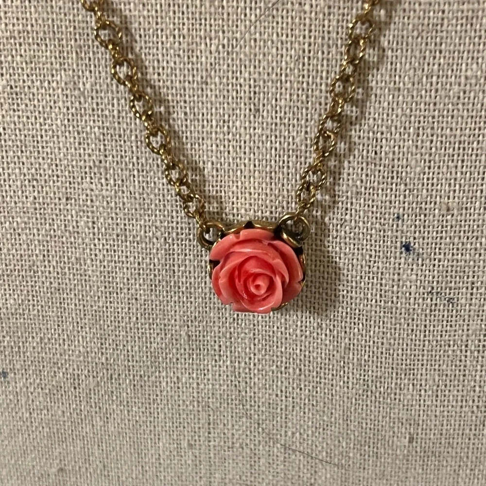 NWOT Patricia Nash Gold Chain Necklace with Pink Rose Pendant #PNNK